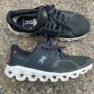Oncloud Shoes Women’s 7.